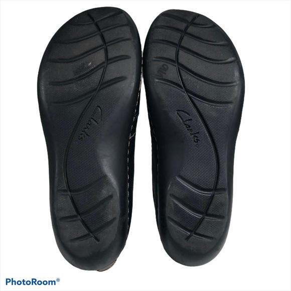 Clarks black slide on women’s shoes - Picture 3 of 8